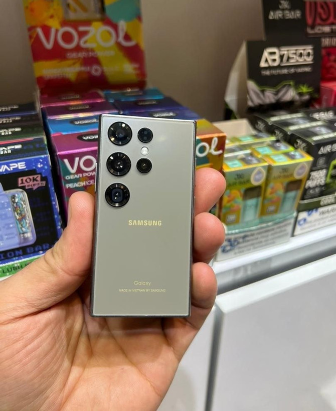 گوشی سویس S25 Ultra | حافظه 16 رم 2 گیگابایت